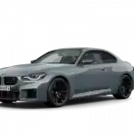 Graues BMW 2er Coupé, seitlich fotografiert, auf schwarzem Hintergrund.