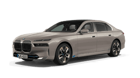 Luxuriöser BMW in Silber, seitliche Ansicht, auf weißem Hintergrund.